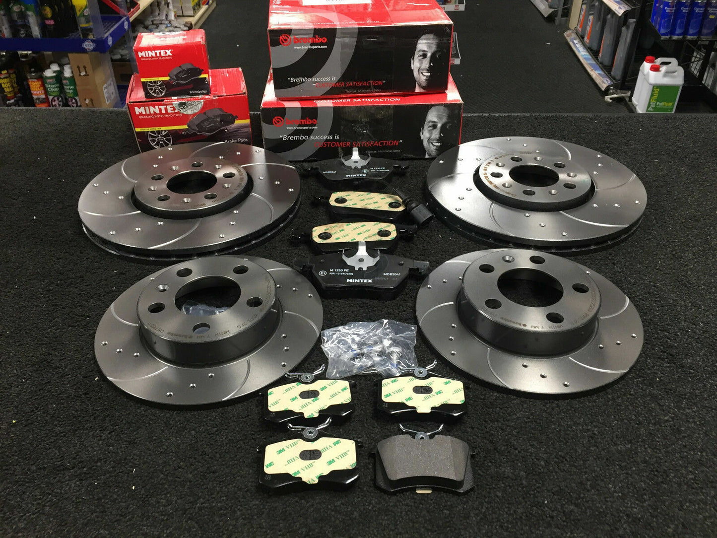 GOLF MK7 2.0 GTI TSI DSG FRONT REAR DRILLED GROOVED BREMBO DISCS MINTEX PADS